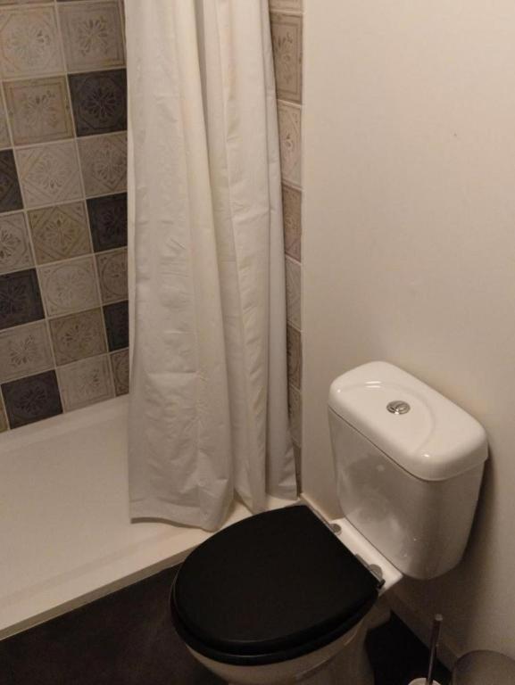 Couette-café Trocadero Access Dayroom Espace Sans Nuitee Et Chambre Partagee Chatillon Nuitee -- Repos Journee Ou Espace Travail 8-19h Proche Tour Eiffel Ou Usage Bureau A L'heure En Journee -- Nuitee Chatillon Avenue