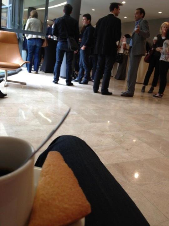 Trocadero Access Dayroom Espace Sans Nuitee Et Chambre Partagee Chatillon Nuitee -- Repos Journee Ou Espace Travail 8-19h Proche Tour Eiffel Ou Usage Bureau A L'heure En Journee -- Nuitee Chatillon Avenue * Paris
